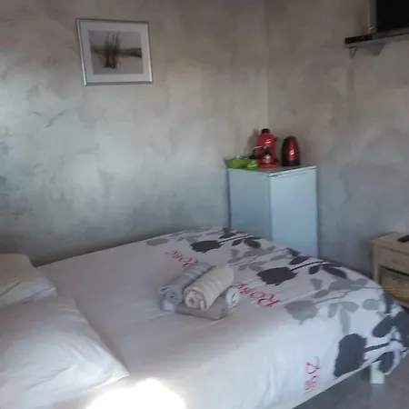 Chez Marie Ange Et Clovis Bed & Breakfast *